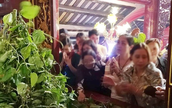 Không còn cảnh “cướp” lộc trong lễ khai hội Gióng ảnh 2