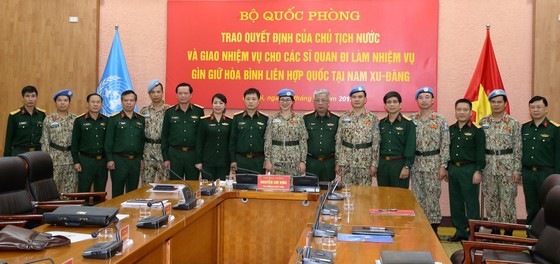 Cử 2 sĩ quan tham gia Lực lượng Gìn giữ hòa bình Liên hiệp quốc ảnh 2