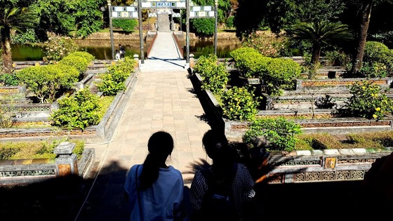 Tái khởi động du lịch: Vừa mừng, vừa lo ảnh 2