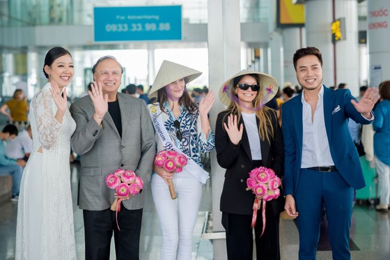 Chủ tịch thương hiệu Miss Tourism® ấn tượng mạnh mẽ về đất nước và con người Việt Nam ảnh 1