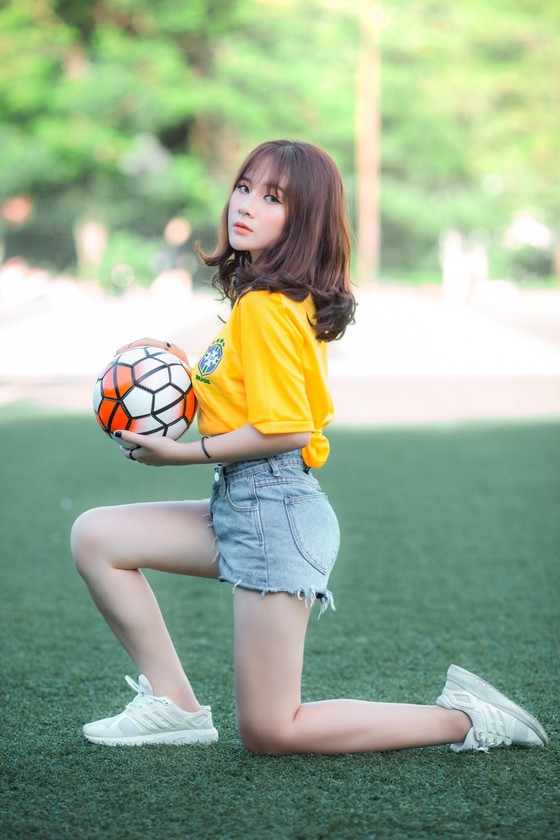 Hot girl Nguyễn Ngọc Anh: “Không muốn Neymar tịt ngòi giống Messi” ảnh 3
