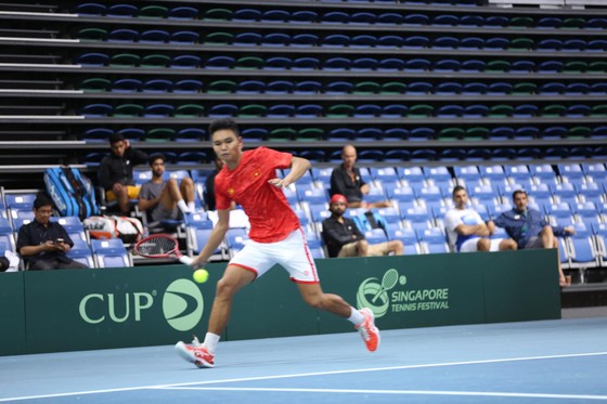 Tay vợt Trịnh Linh Giang có nhiều tiến bộ trong giải Davis Cup. 
