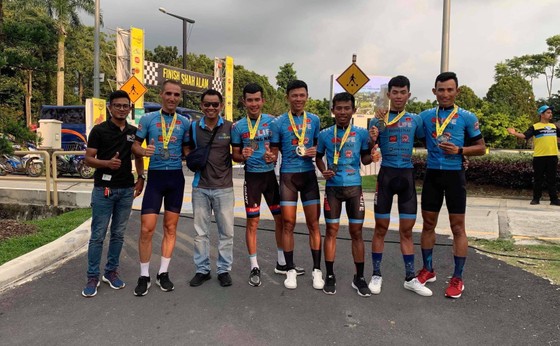 Đội Bike Life Đồng Nai thắng lớn tại giải xe đạp quốc tế UCI Selangor ảnh 2