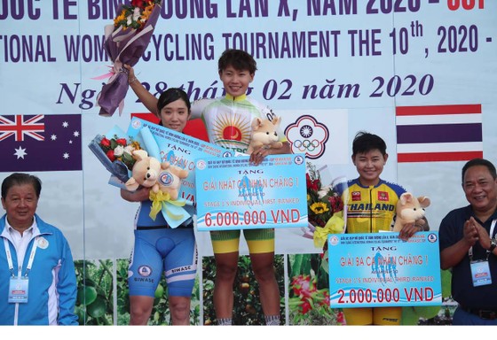 Nguyễn Thị Thật khẳng định sức mạnh tại giải xe đạp nữ quốc tế Biwase ảnh 1 Nguyễn Thị Thật khẳng định sức mạnh tại giải xe đạp nữ quốc tế Biwase ảnh 1