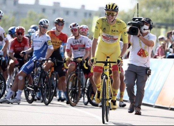 Tân Áo vàng Tour de France Tadej Pogacar muốn lấy vàng ở giải vô địch thế giới ảnh 1 Tân Áo vàng Tour de France Tadej Pogacar muốn lấy vàng ở giải vô địch thế giới ảnh 1