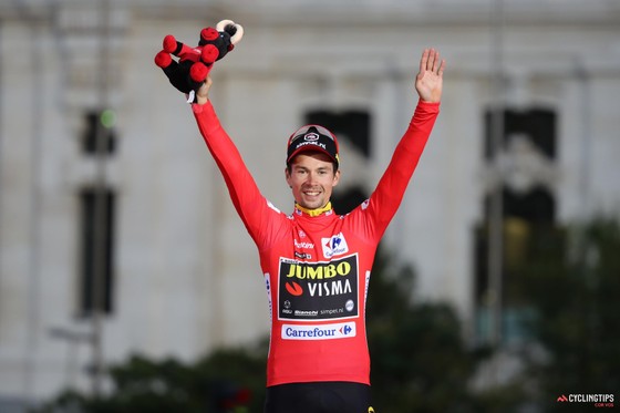 Primoz Roglic đoạt tay đua xe đạp xuất sắc nhất năm của Vélo d’Or ảnh 1