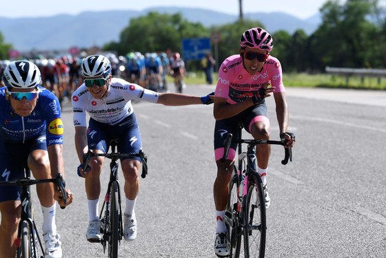 Egan Bernal: “Đối thủ ở Giro d'Italia không chỉ có Remco Evenepoel” ảnh 1 Egan Bernal: “Đối thủ ở Giro d'Italia không chỉ có Remco Evenepoel” ảnh 1