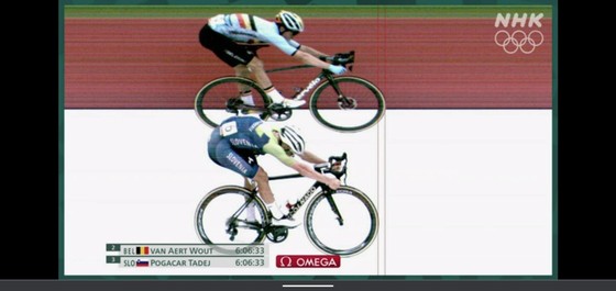 Đánh bại Áo vàng Tour de France Tadej Pogacar, Richard Carapaz giành HCV Olympic ảnh 3