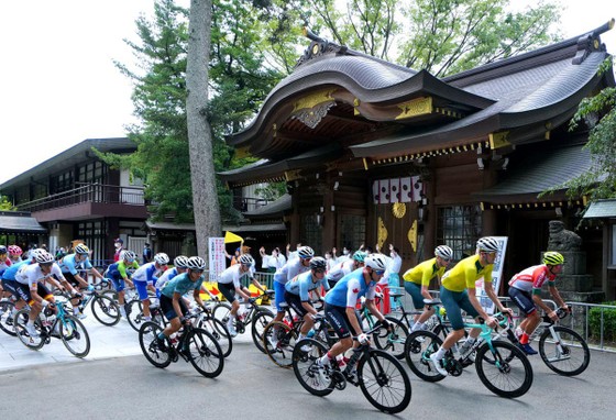 Đánh bại Áo vàng Tour de France Tadej Pogacar, Richard Carapaz giành HCV Olympic ảnh 1