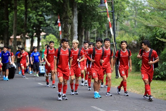 Tiền vệ Đức Huy: “Olympic UAE rất khó chịu” ảnh 1