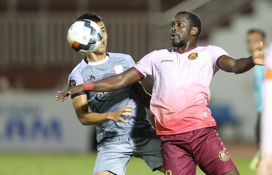 Điểm binh vòng 5 V-League 2019: Quyết chiến ở nhóm cuối bảng ảnh 6