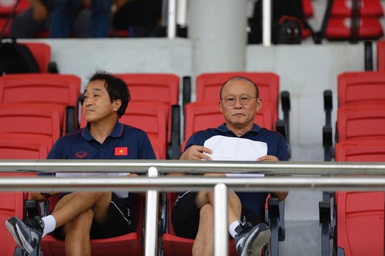 U22 Việt Nam - Viettel 2-0: Cữ tập nhẹ ảnh 1