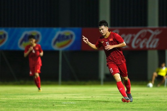 U22 Việt Nam - Viettel 2-0: Cữ tập nhẹ ảnh 4