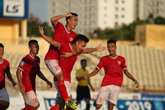 Vòng 17 giải hạng Nhất - LS 2019: Những trận chung kết ‘ngược-xuôi’ ảnh 1 Vòng 17 giải hạng Nhất - LS 2019: Những trận chung kết ‘ngược-xuôi’ ảnh 1