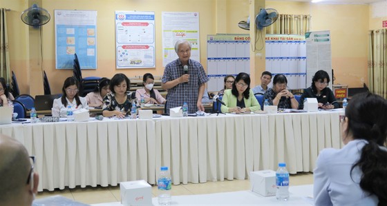 Nhân viên y tế không thể làm việc với dạ dày rỗng ảnh 7