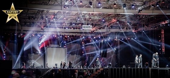 Live Concert Rap Việt hé lộ loạt hình ảnh tổng duyệt ''gây choáng'' ảnh 1
