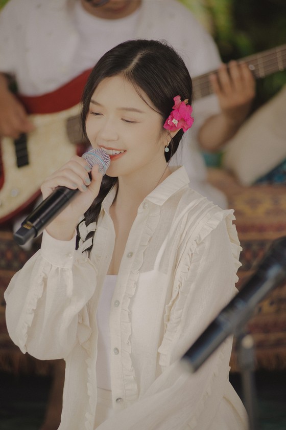 Suni Hạ Linh, Hoàng Dũng, Orange, GREYD làm mới các bản hit với “Hương mùa hè” ảnh 6