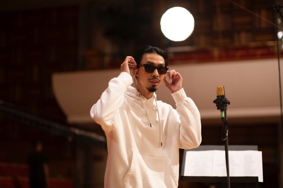 Đen tung album đầu tay “dongvui harmony”, kết hợp giữa rap, hip-hop và nhạc giao hưởng ảnh 2