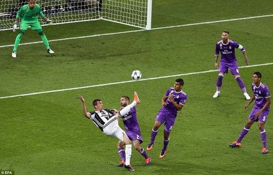 Vượt qua lời nguyền, Real Madrid lên ngôi vô địch Champions League 2017 ảnh 3