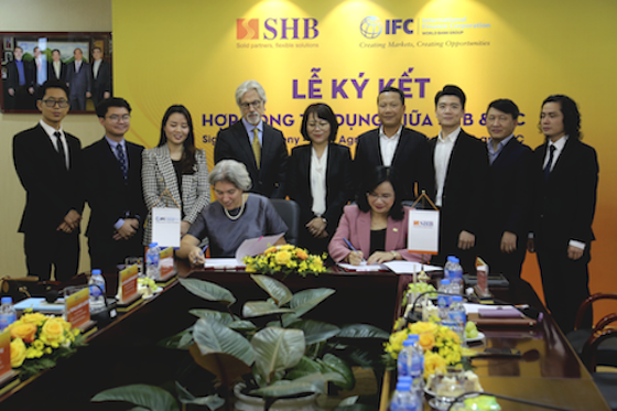 Lễ ký kết hợp đồng tín dụng giữa SHB và IFC với gói vay trị giá 120 triệu USD. 