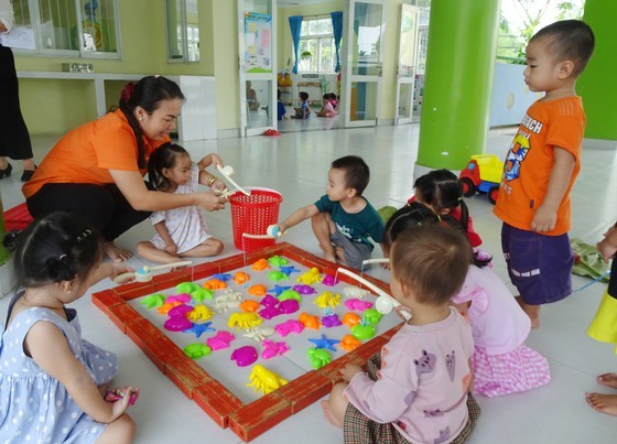 TPHCM triển khai nhiều chế độ hỗ trợ giáo viên mầm non ảnh 1