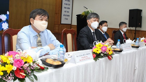 Vinh danh các Nhà giáo ưu tú và trao giải thưởng Võ Trường Toản lần thứ 24 năm 2021 ảnh 2 Vinh danh các Nhà giáo ưu tú và trao giải thưởng Võ Trường Toản lần thứ 24 năm 2021 ảnh 2
