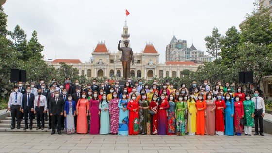 Vinh danh các Nhà giáo ưu tú và trao giải thưởng Võ Trường Toản lần thứ 24 năm 2021 ảnh 10 Vinh danh các Nhà giáo ưu tú và trao giải thưởng Võ Trường Toản lần thứ 24 năm 2021 ảnh 10