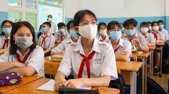 TPHCM: Kiểm tra cuối học kỳ 1 theo cả hai hình thức trực tiếp và trực tuyến ảnh 1