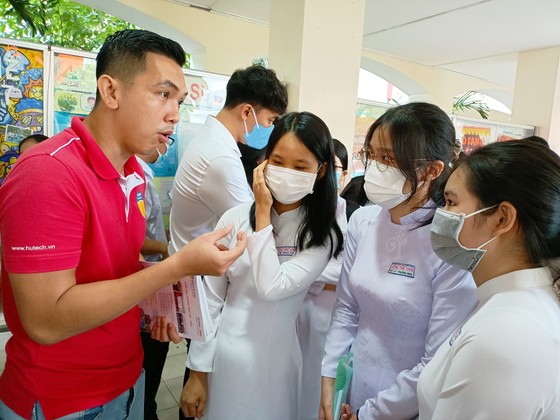 Tư vấn “chọn nghề cho tương lai” cho hơn 800.000 học sinh tại 26 tỉnh, thành ảnh 6