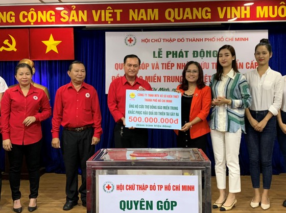 Hội Chữ thập đỏ TPHCM vận động quyên góp, hỗ trợ đồng bào miền Trung ảnh 1 Hội Chữ thập đỏ TPHCM vận động quyên góp, hỗ trợ đồng bào miền Trung ảnh 1
