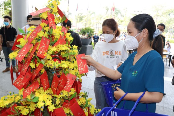 Khai trương “Siêu thị mini Tết 0 đồng” tại Bệnh viện Quân y 175 ảnh 3