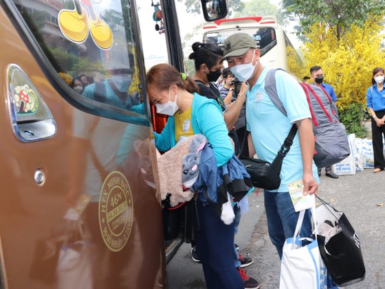 3.970 sinh viên, thanh niên công nhân khó khăn về quê từ chương trình “Mang Tết về nhà” ảnh 1 3.970 sinh viên, thanh niên công nhân khó khăn về quê từ chương trình “Mang Tết về nhà” ảnh 1