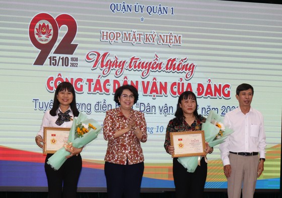 Quận 1: Tuyên dương gương điển hình, gia đình “Dân vận khéo“ ảnh 2