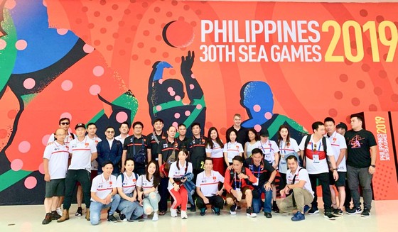 Tung tour trọn gói sang Philippines cổ vũ tuyển Việt Nam ảnh 2 Tung tour trọn gói sang Philippines cổ vũ cho đội tuyển bóng đá Việt Nam ảnh 1