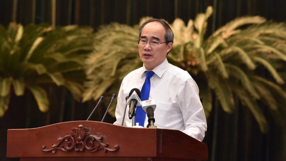Bí thư Thành ủy TPHCM Nguyễn Thiện Nhân: Cải thiện môi trường sống để thu hút đầu tư ảnh 1