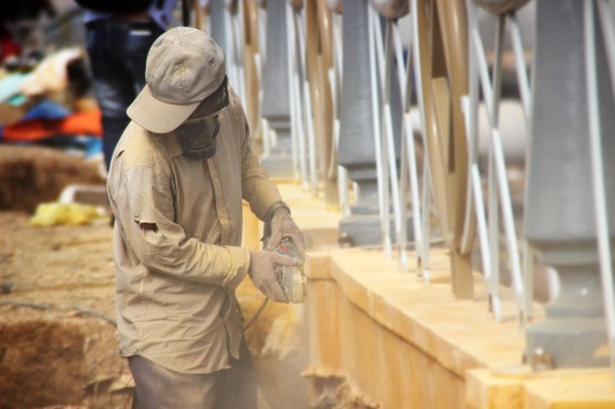 Cận cảnh kè sông hàng chục tỷ đồng chưa dùng đã gãy nát ảnh 11 Cận cảnh kè sông hàng chục tỷ đồng chưa dùng đã gãy nát ảnh 11