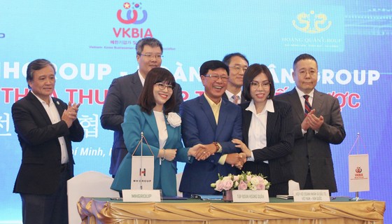 Kiều hối gửi về TPHCM đang tăng so với cùng kỳ ảnh 6 Kiều hối gửi về TPHCM đang tăng so với cùng kỳ ảnh 6