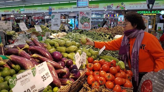 Các siêu thị vẫn ăm ắp hàng, không hề khan thiếu ảnh 4 Các siêu thị vẫn ăm ắp hàng, không hề khan thiếu ảnh 4