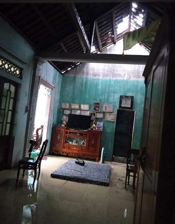 Bão số 5 gây lốc xoáy và mưa lớn nhiều nơi ảnh 27