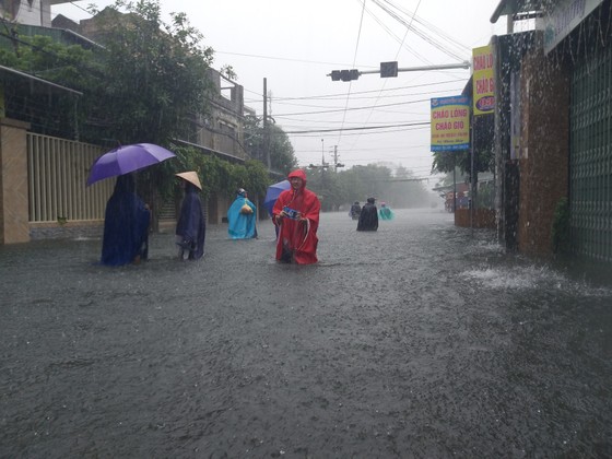 Hà Tĩnh lệnh sơ tán hàng ngàn hộ dân vùng hạ du hồ Kẻ Gỗ để đảm bảo an toàn ảnh 4