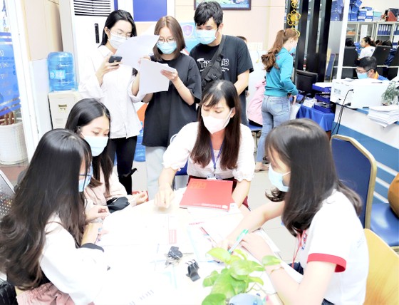 Lọc ảo - hỗ trợ tuyển sinh công bằng ảnh 2 Lọc ảo - hỗ trợ tuyển sinh công bằng ảnh 1