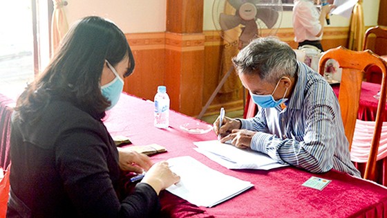 29,7 tỷ đồng hỗ trợ người dân gặp khó do ảnh hưởng dịch ảnh 1 29,7 tỷ đồng hỗ trợ người dân gặp khó do ảnh hưởng dịch ảnh 1