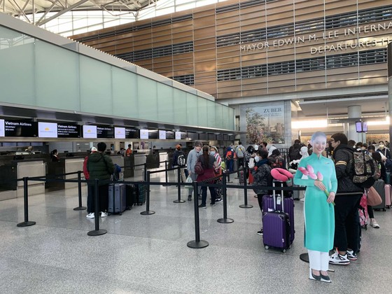 Chuyến bay chở 340 công dân Việt Nam về nước an toàn ảnh 2 Chuyến bay chở công dân Việt Nam từ Mỹ về nước đã hạ cánh an toàn ảnh 1