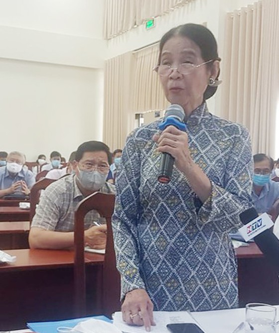 Vẫn còn “một cửa, nhiều khóa” trong thủ tục cấp giấy chứng nhận nhà đất ảnh 4 Vẫn còn 'một cửa, nhiều khóa' trong thủ tục cấp giấy chứng nhận nhà đất ảnh 4