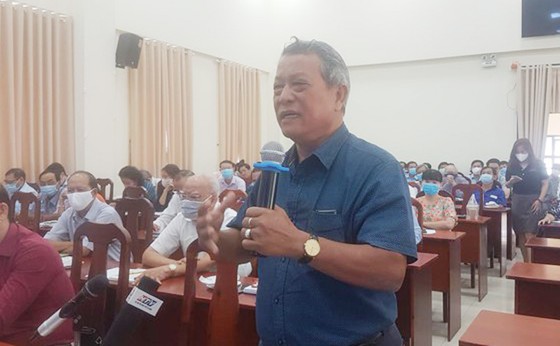 Vẫn còn “một cửa, nhiều khóa” trong thủ tục cấp giấy chứng nhận nhà đất ảnh 3 Vẫn còn 'một cửa, nhiều khóa' trong thủ tục cấp giấy chứng nhận nhà đất ảnh 3