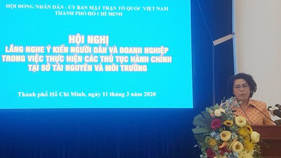 Vẫn còn “một cửa, nhiều khóa” trong thủ tục cấp giấy chứng nhận nhà đất ảnh 1 Vẫn còn 'một cửa, nhiều khóa' trong thủ tục cấp giấy chứng nhận nhà đất ảnh 1