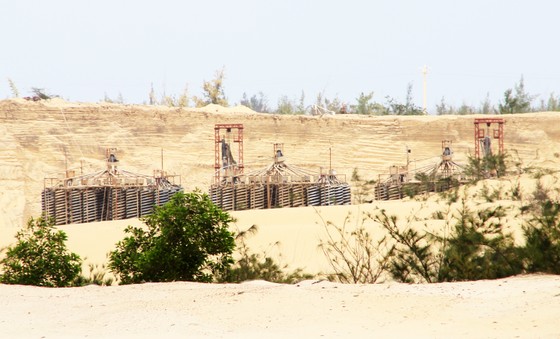 Bình Định xin Thủ tướng cho phép xuất khẩu hàng trăm ngàn tấn titan tồn kho ảnh 1