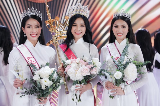 Đỗ Thị Hà đăng quang Hoa hậu Việt Nam 2020 ảnh 1 Đỗ Thị Hà đăng quang Hoa hậu Việt Nam 2020 ảnh 1