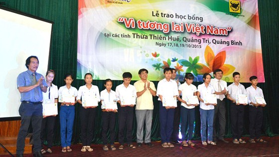 Công ty cổ phần phân bón Bình Điền Quảng Trị: Phơi phới tuổi lên 10 ảnh 2