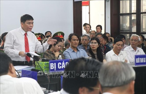 36 luật sư bào chữa ông Trần Vũ Hải trong vụ trốn thuế